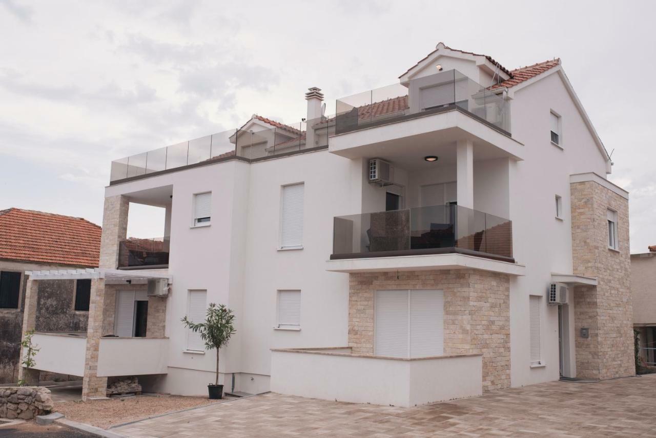 The Nikolic Suites - Villa Woegenstein Tribalj Extérieur photo