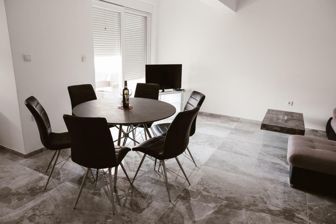 The Nikolic Suites - Villa Woegenstein Tribalj Extérieur photo