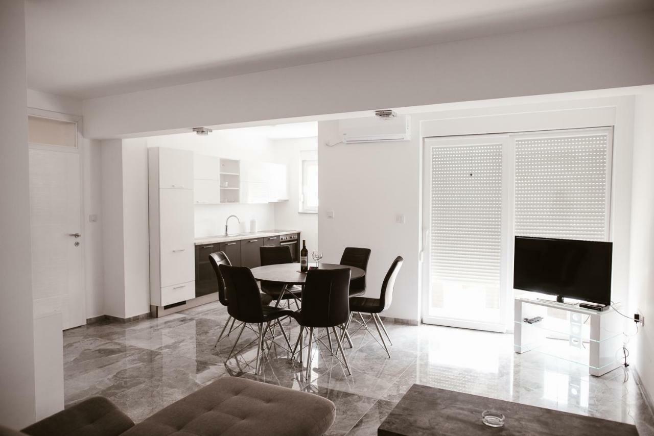 The Nikolic Suites - Villa Woegenstein Tribalj Extérieur photo