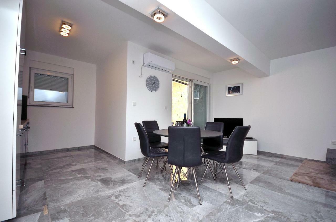 The Nikolic Suites - Villa Woegenstein Tribalj Extérieur photo